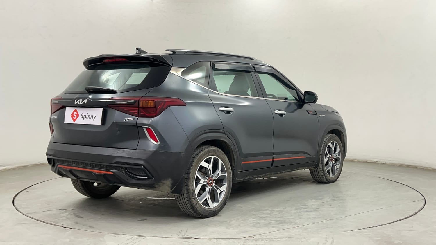 Used 2022 Kia Seltos X Line 1.5 Diesel AT Diesel Automatic exterior RIGHT REAR CORNER VIEW