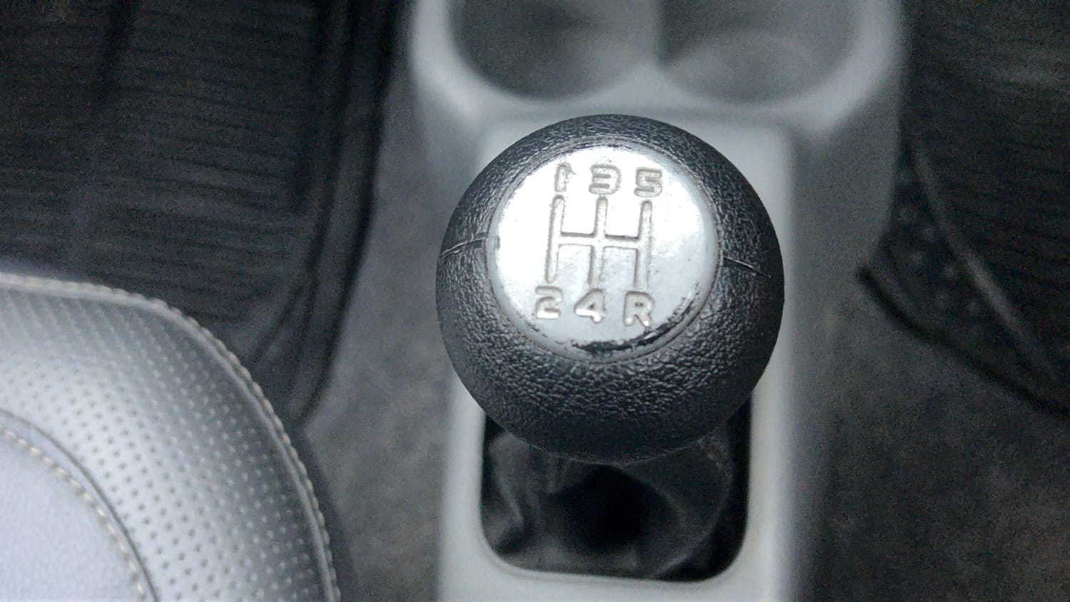 Used 2012 Maruti Suzuki Alto K10 VXi Petrol Manual interior GEAR  KNOB VIEW
