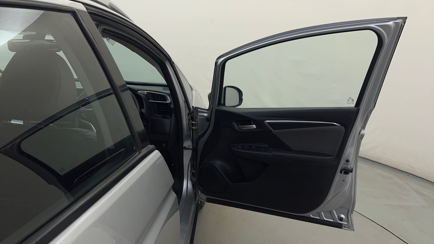 Used 2019 Honda WR-V VX MT Petrol Petrol Manual interior RIGHT FRONT DOOR OPEN VIEW