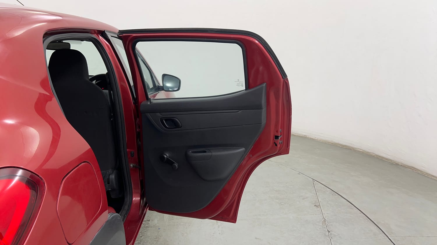 Used 2016 Renault Kwid RXT Petrol Manual interior RIGHT REAR DOOR OPEN VIEW