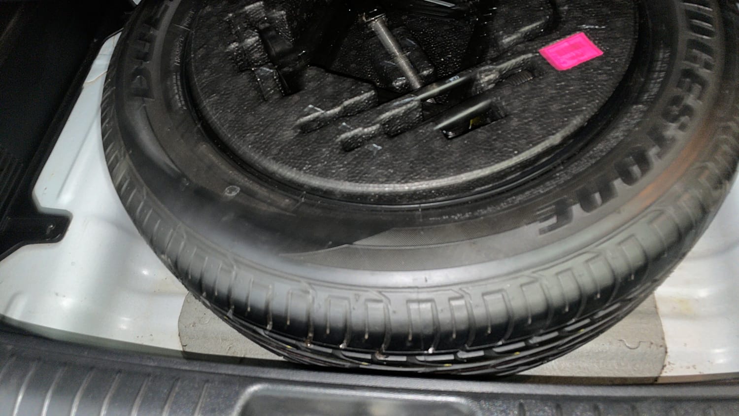 Used 2019 Hyundai Creta SX 1.6 AT Petrol Petrol Automatic tyres SPARE TYRE VIEW