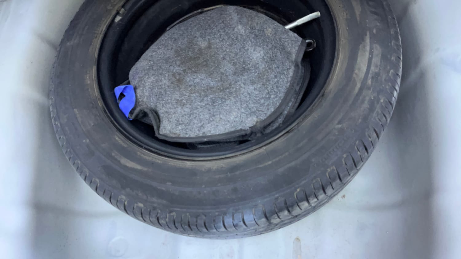 Used 2019 Hyundai Verna EX 1.4 VTVT Petrol Manual tyres SPARE TYRE VIEW