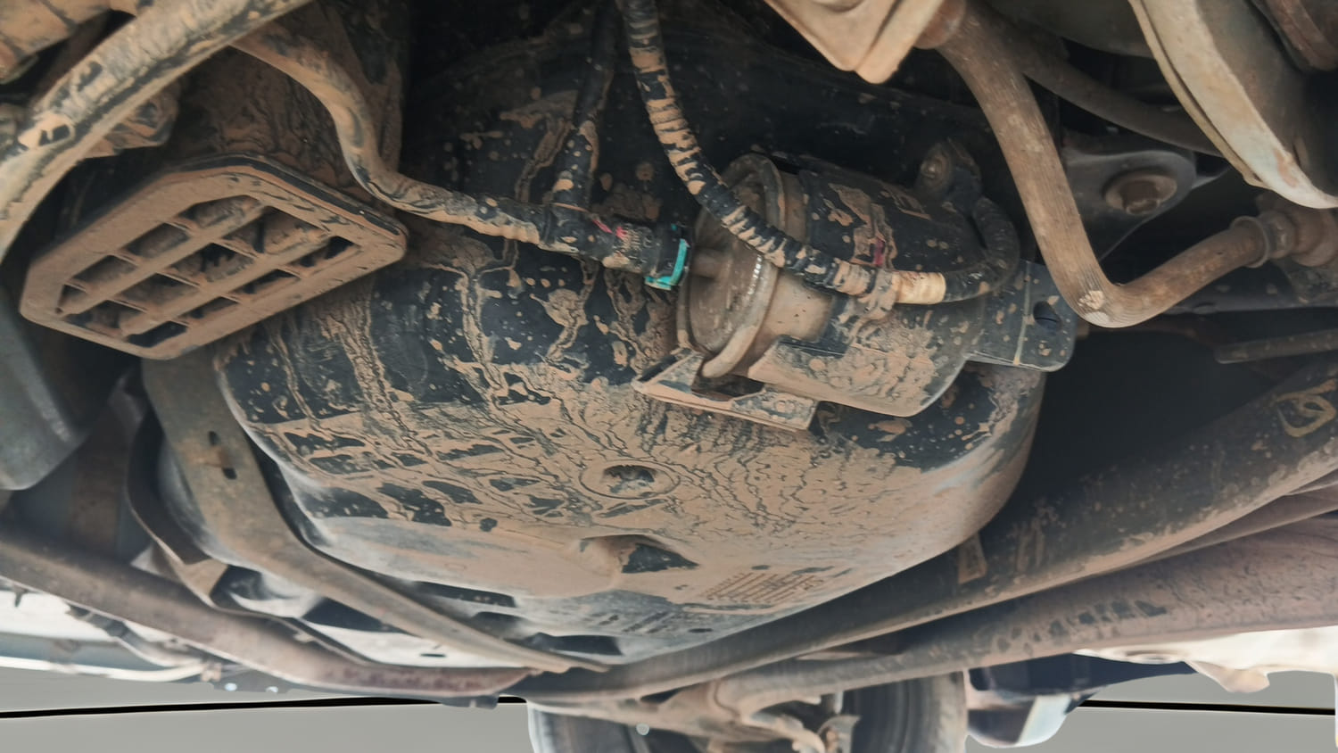 Used 2019 Maruti Suzuki Baleno Delta Petrol Manual extra REAR UNDERBODY VIEW (TAKEN FROM REAR)