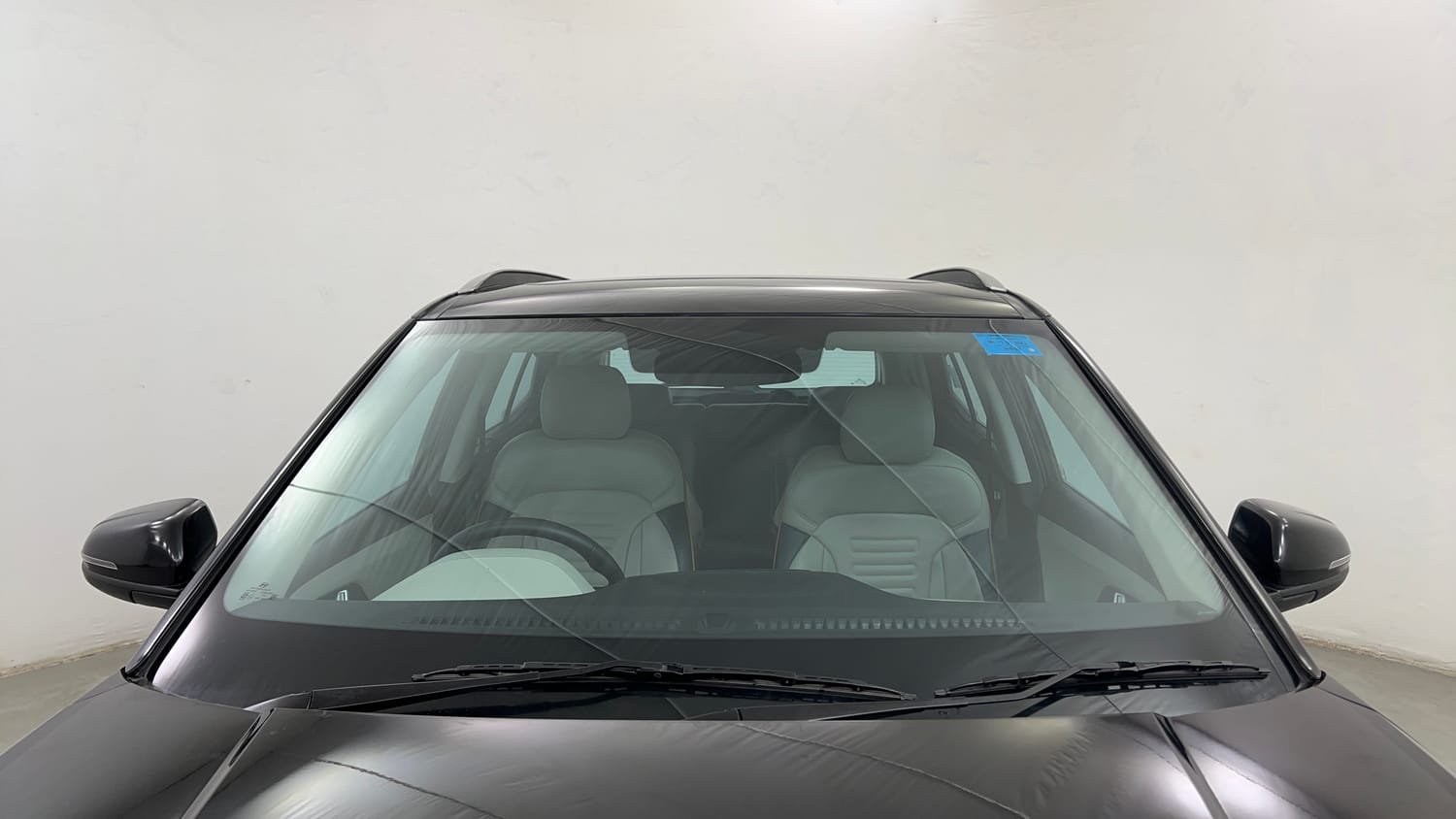 Used 2022 Hyundai Creta SX 1.5 Petrol Executive Petrol Manual exterior FRONT WINDSHIELD VIEW
