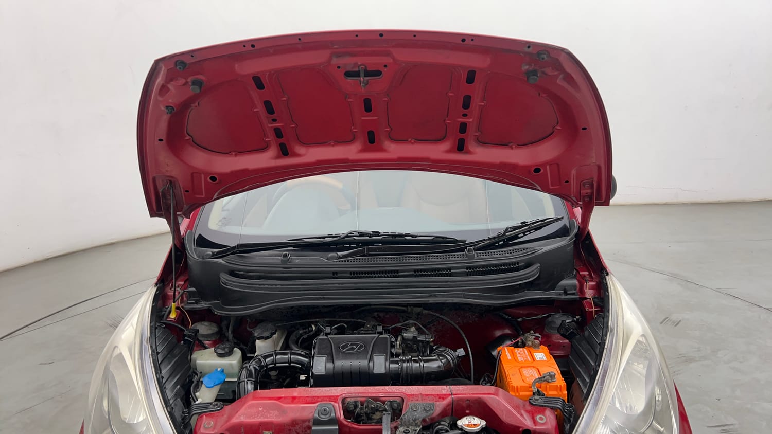 Used 2014 Hyundai Eon Magna + Petrol Manual engine ENGINE & BONNET OPEN FRONT VIEW