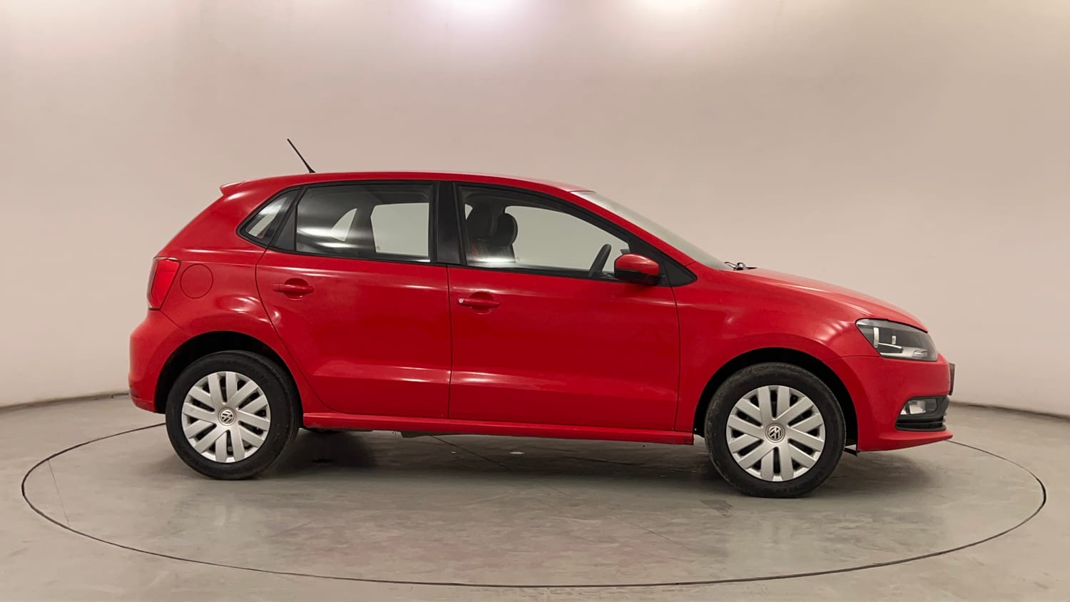 Used 2016 Volkswagen Polo Comfortline 1.2L (P) Petrol Manual exterior RIGHT SIDE VIEW