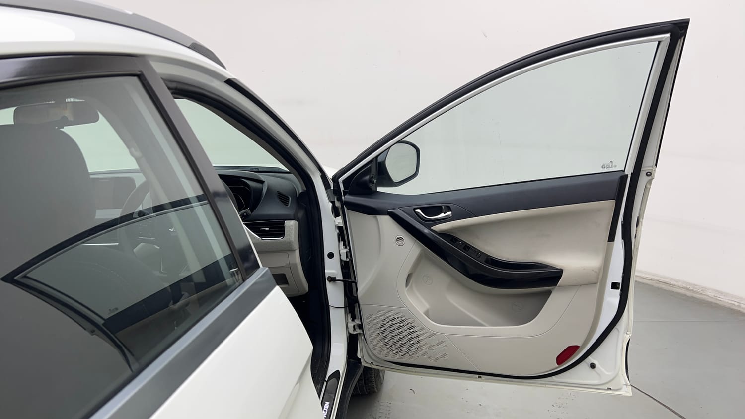 Used 2022 Tata Nexon XZ Plus Petrol Manual interior RIGHT FRONT DOOR OPEN VIEW