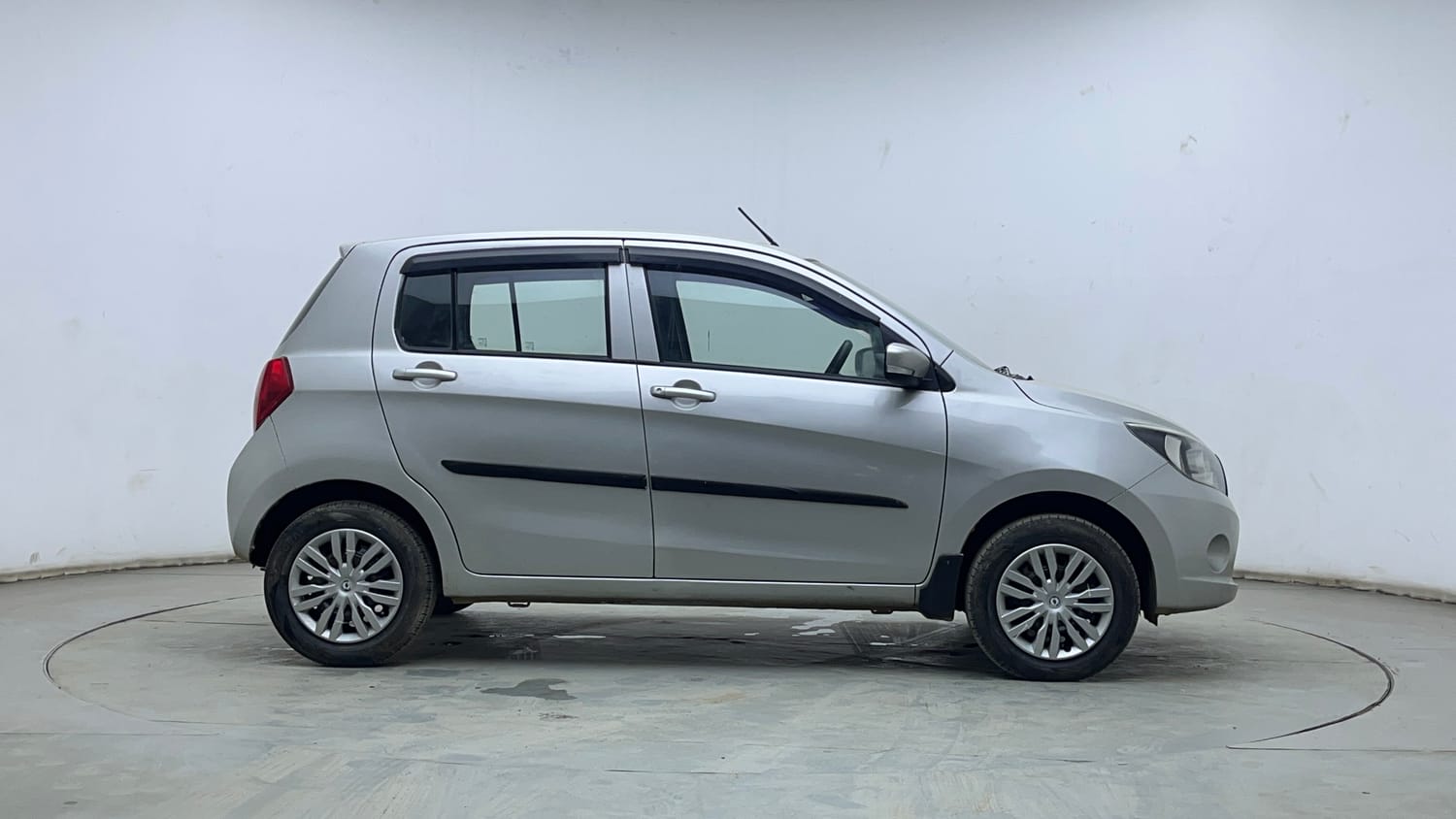 Used 2017 Maruti Suzuki Celerio ZXi Petrol Manual exterior RIGHT SIDE VIEW