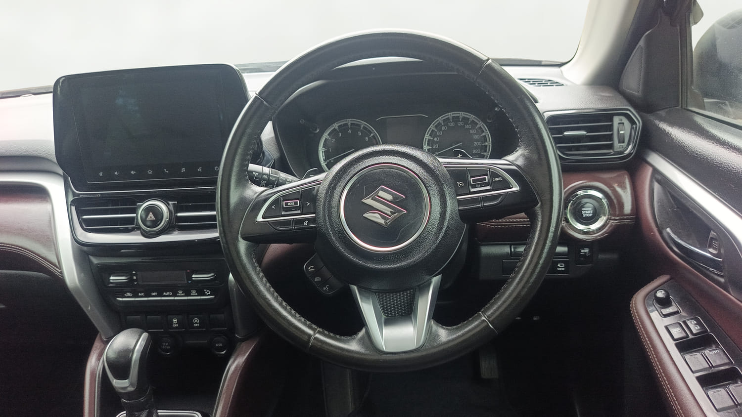 Used 2022 Maruti Suzuki Grand Vitara Alpha Smart Hybrid AT Petrol Automatic interior STEERING VIEW
