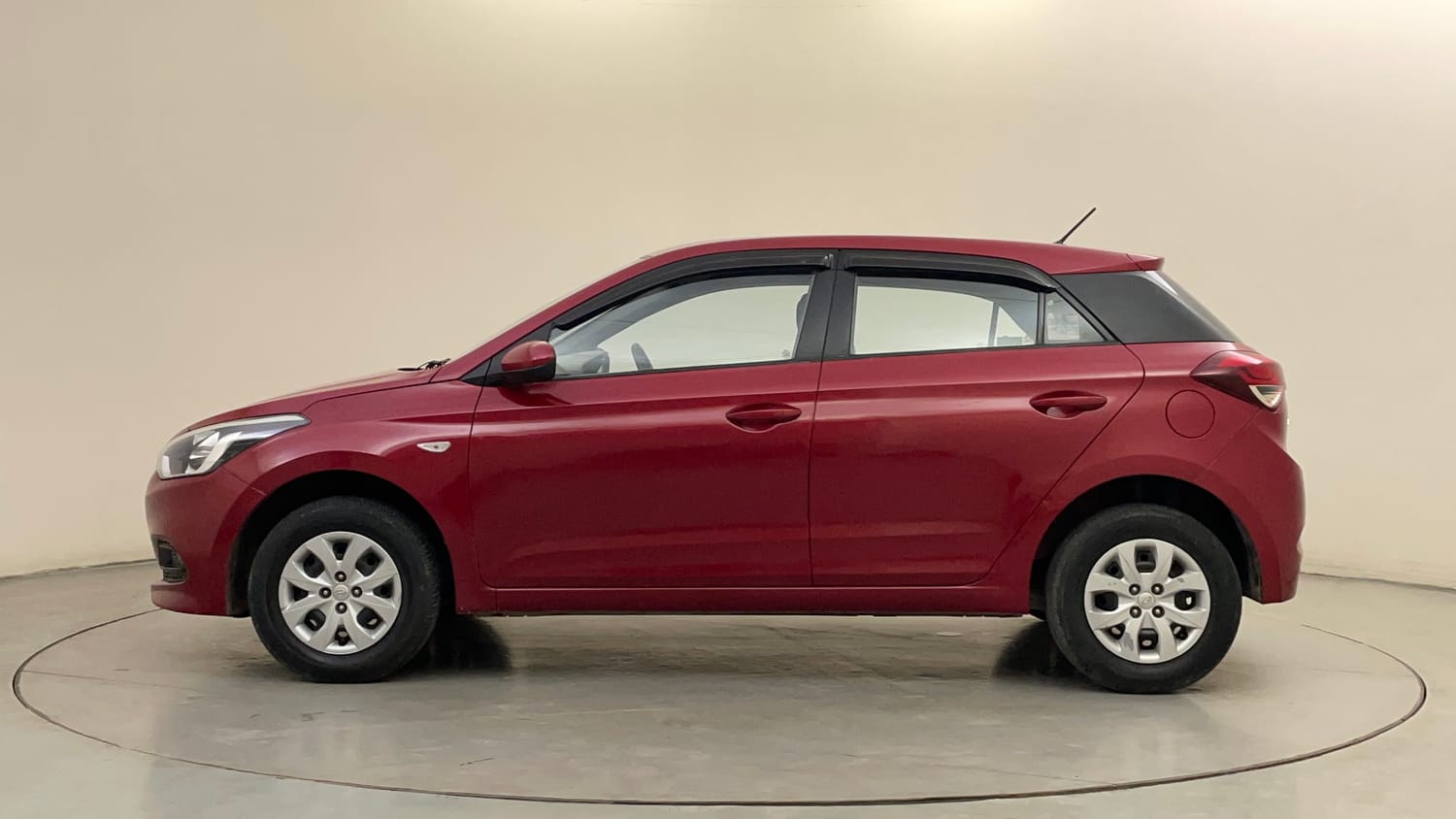 Used 2015 Hyundai Elite i20 Magna 1.2 Petrol Manual exterior LEFT SIDE VIEW