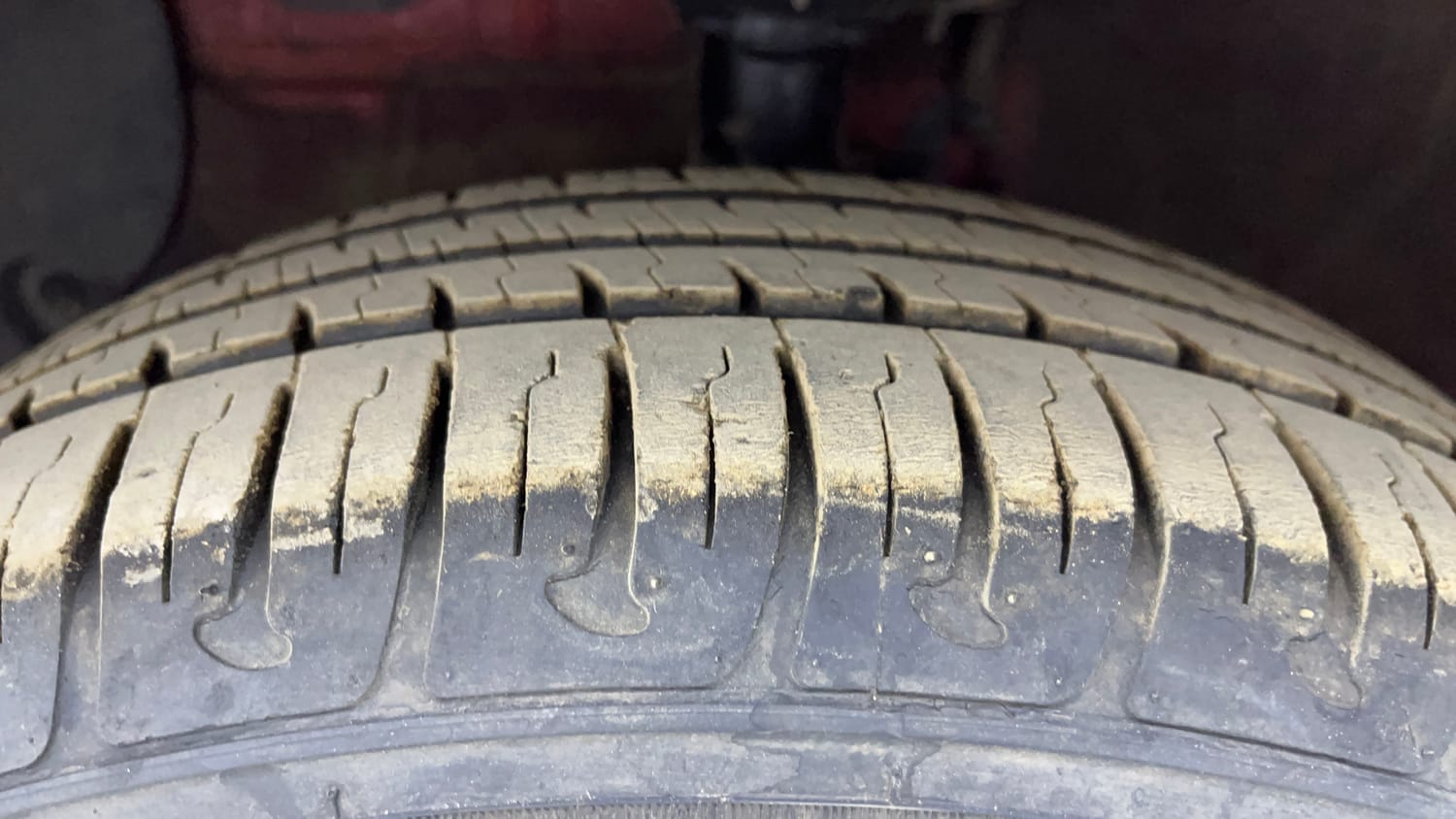 Used 2019 Hyundai Grand i10 Sportz 1.2 Kappa VTVT Petrol Manual tyres LEFT FRONT TYRE TREAD VIEW