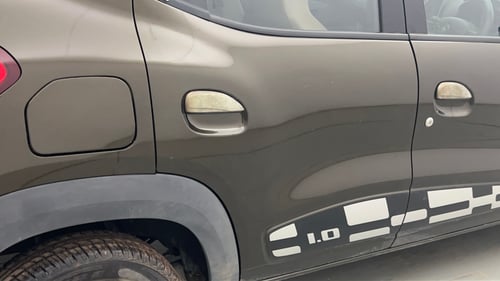 Used 2017 Renault Kwid 1.0 RXL Petrol Manual dents MINOR SCRATCH