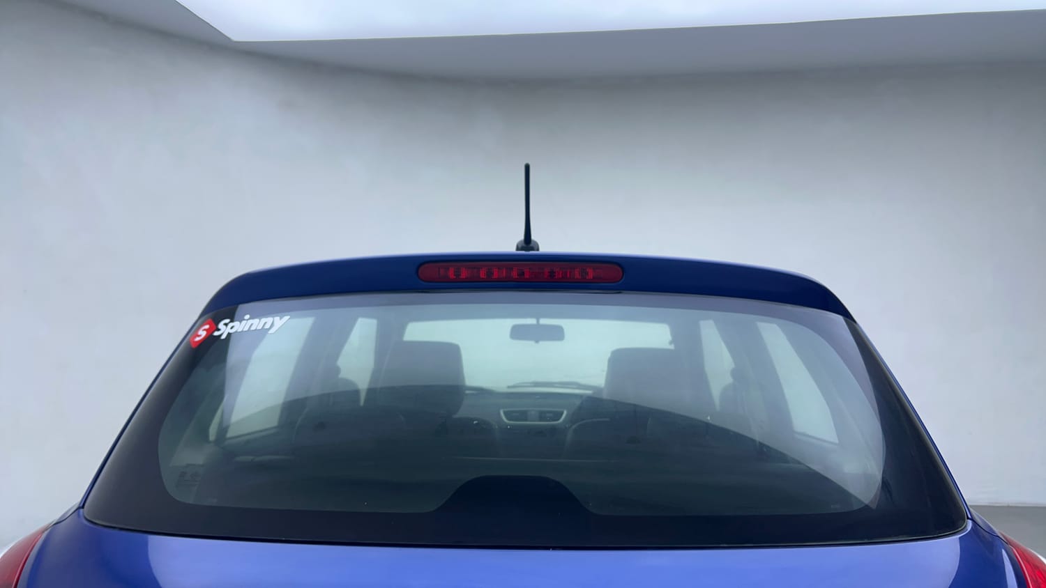 Used 2012 Maruti Suzuki Swift VXi Petrol Manual exterior BACK WINDSHIELD VIEW