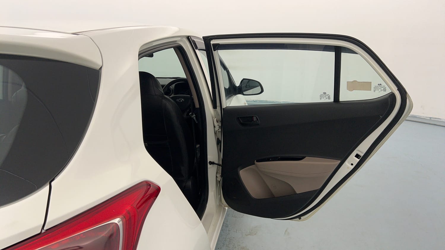 Used 2019 Hyundai Grand i10 Magna 1.2 Kappa VTVT Petrol Manual interior RIGHT REAR DOOR OPEN VIEW