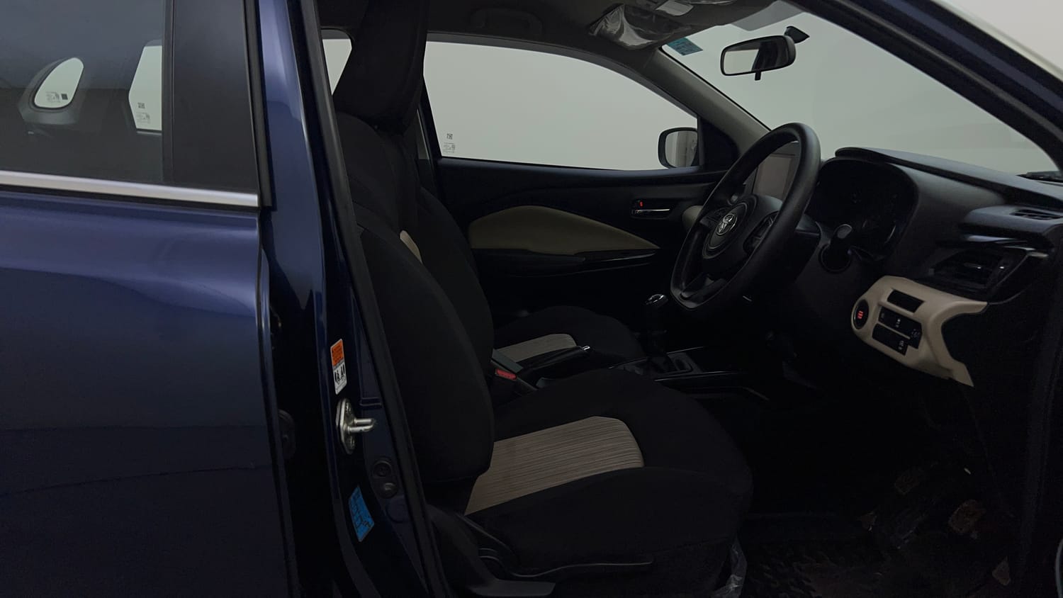 Used 2023 Toyota Glanza G Petrol Manual interior RIGHT SIDE FRONT DOOR CABIN VIEW