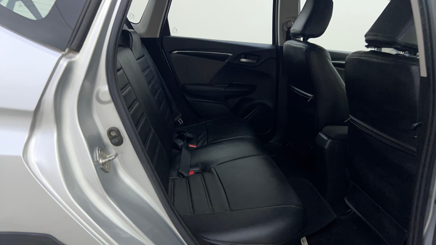Used 2019 Honda WR-V VX MT Petrol Petrol Manual interior RIGHT SIDE REAR DOOR CABIN VIEW