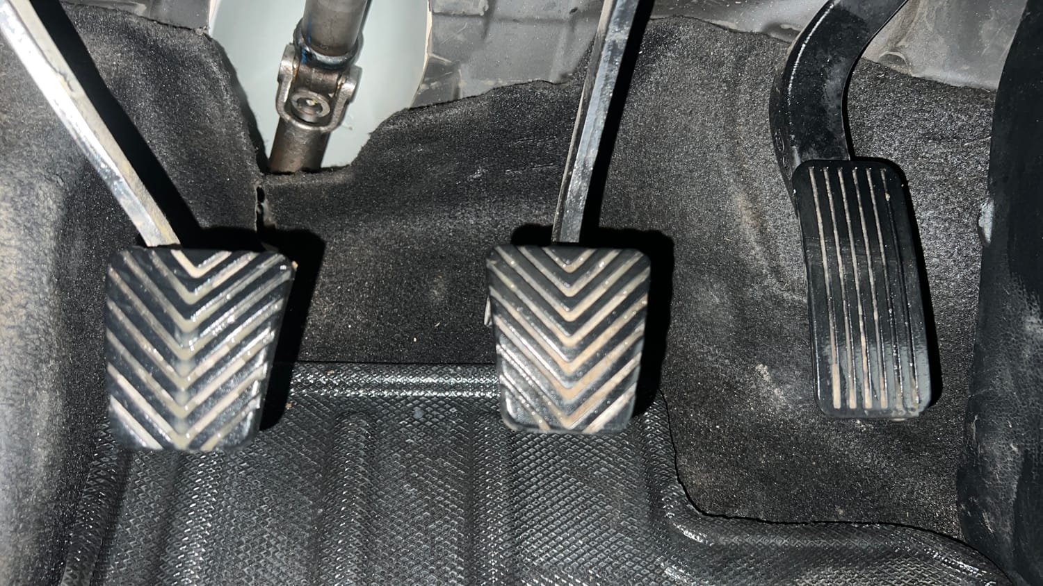 Used 2020 Kia Seltos HTK Plus 1.5 Petrol Manual interior PEDALS VIEW