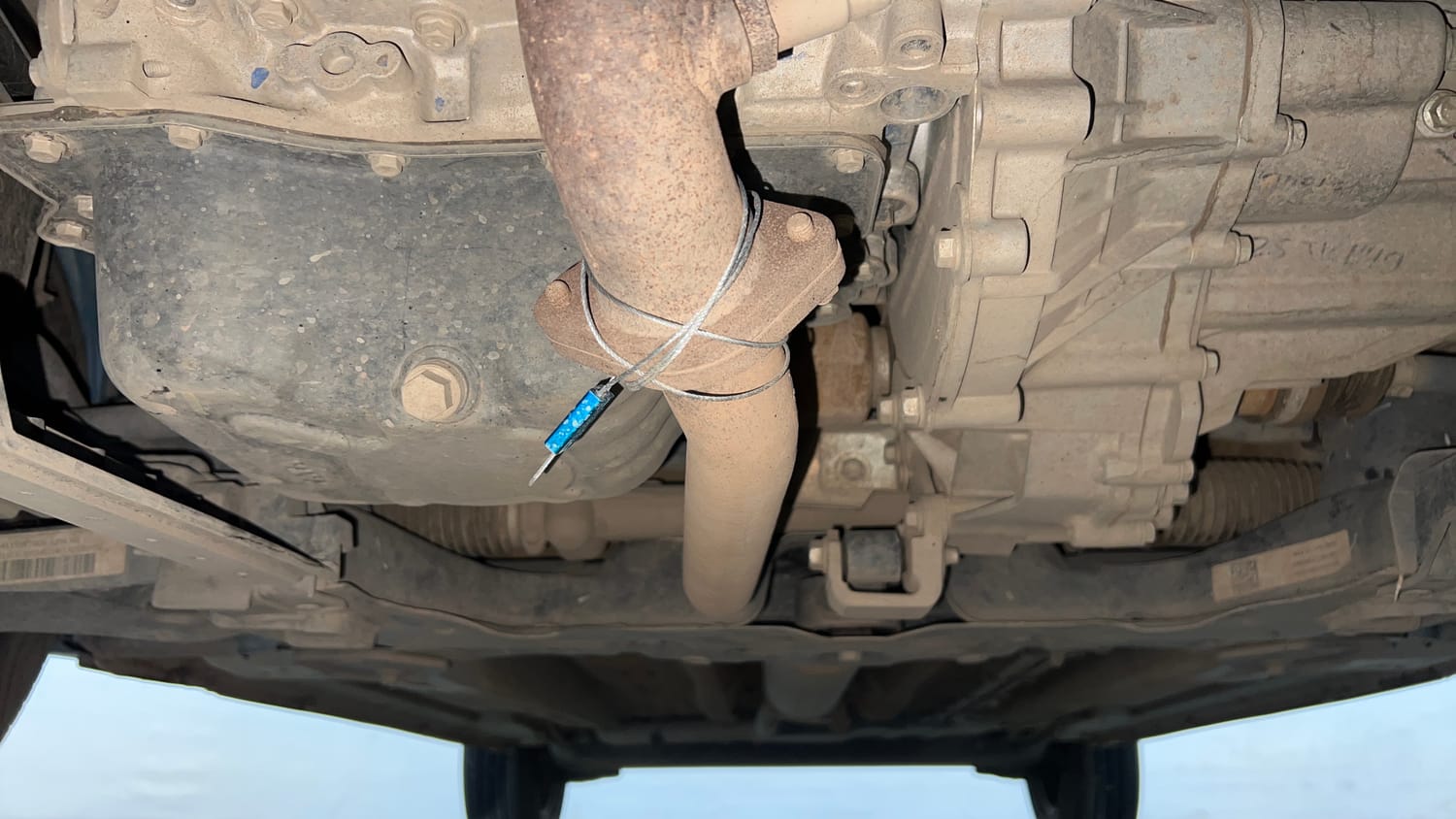 Used 2025 Tata Punch Pure (o) Petrol Manual extra FRONT LEFT UNDERBODY VIEW