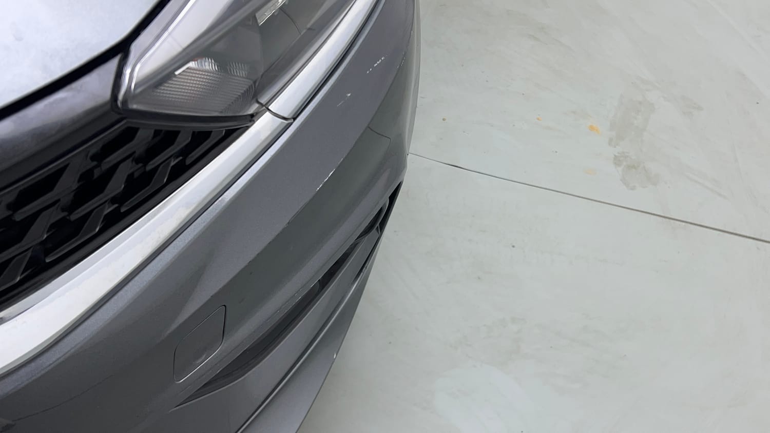 Used 2024 Tata Tiago XTA Petrol Automatic dents MINOR SCRATCH