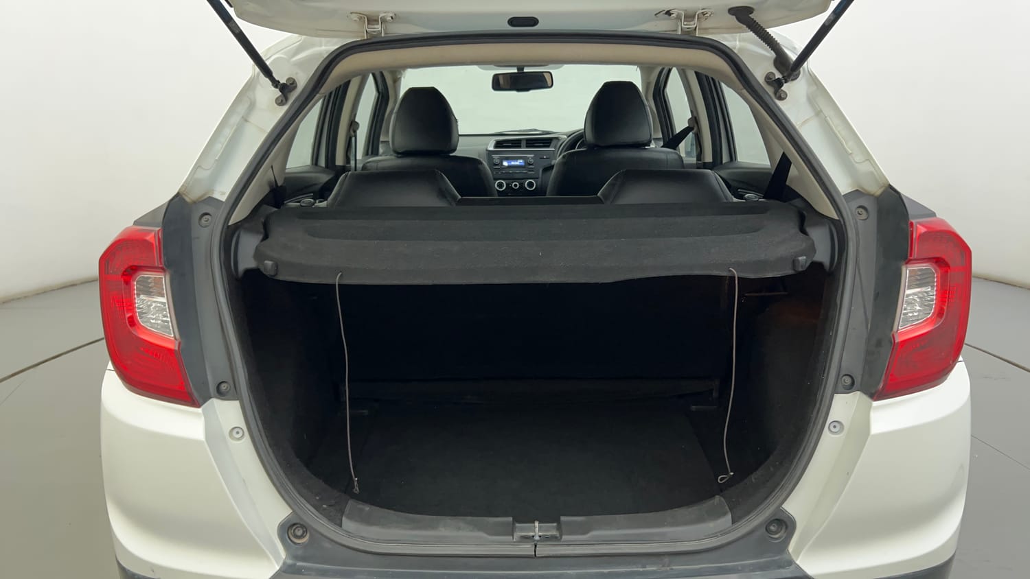 Used 2018 Honda WR-V S MT Petrol Petrol Manual interior DICKY INSIDE VIEW