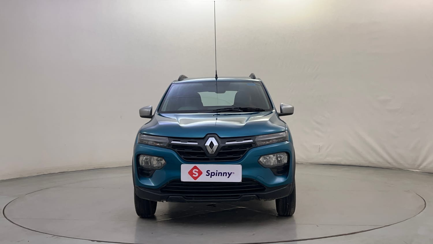Used 2020 Renault Kwid 1.0 RXT AMT Opt Petrol Automatic exterior FRONT VIEW