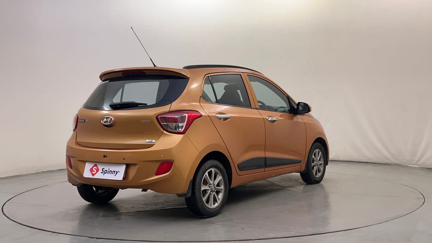 Used 2015 Hyundai Grand i10 Asta 1.2 Kappa VTVT (O) Petrol Manual exterior RIGHT REAR CORNER VIEW