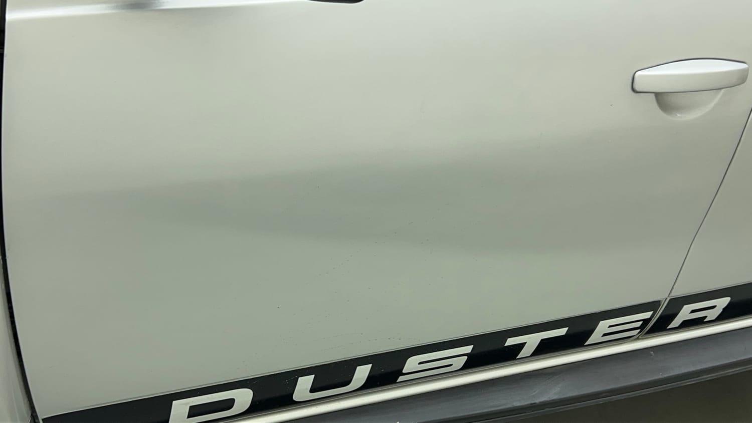 Used 2018 Renault Duster RXS CVT Petrol Automatic dents MINOR DENT