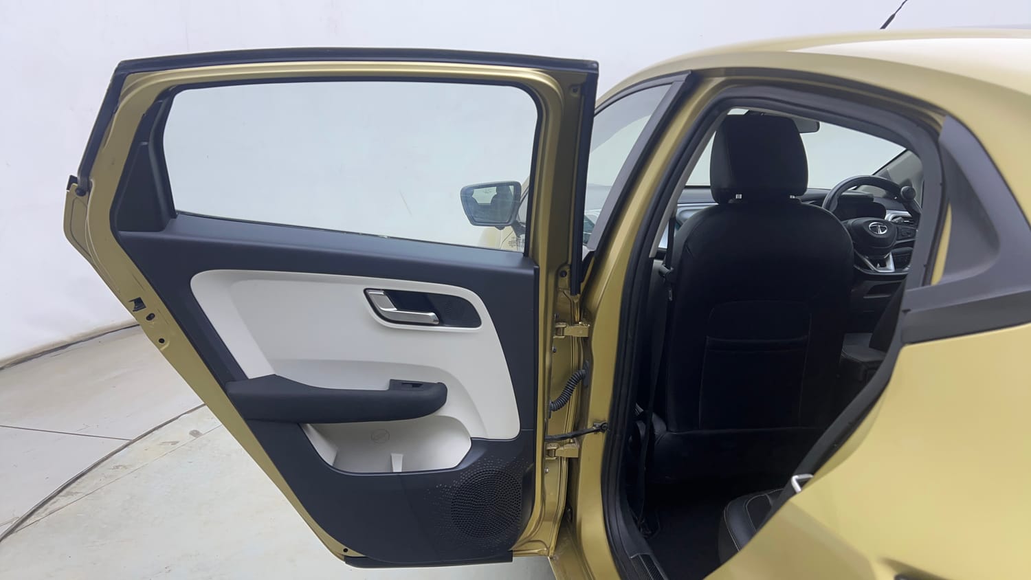 Used 2021 Tata Altroz XZ Plus Petrol Petrol Manual interior LEFT REAR DOOR OPEN VIEW