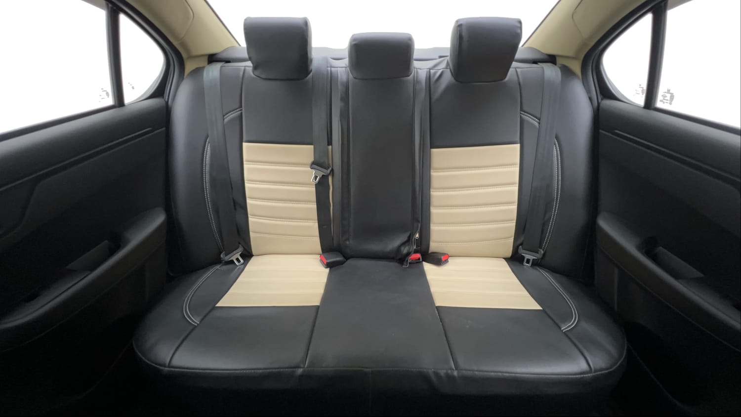 Used 2025 Honda Amaze ZX 1.2 Petrol CVT Petrol Automatic interior REAR SEAT CONDITION VIEW