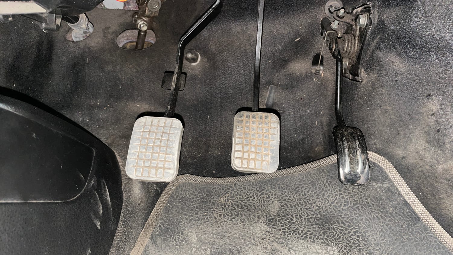 Used 2014 Tata Nano LX Petrol Manual interior PEDALS VIEW