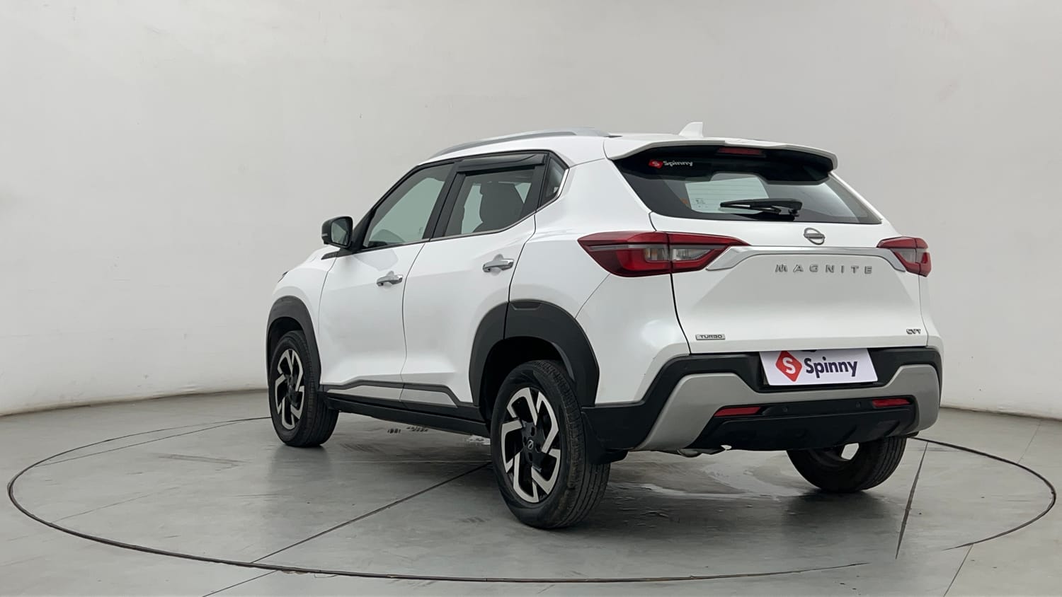 Used 2024 Nissan Magnite XV Premium Turbo CVT Petrol Automatic exterior LEFT REAR CORNER VIEW
