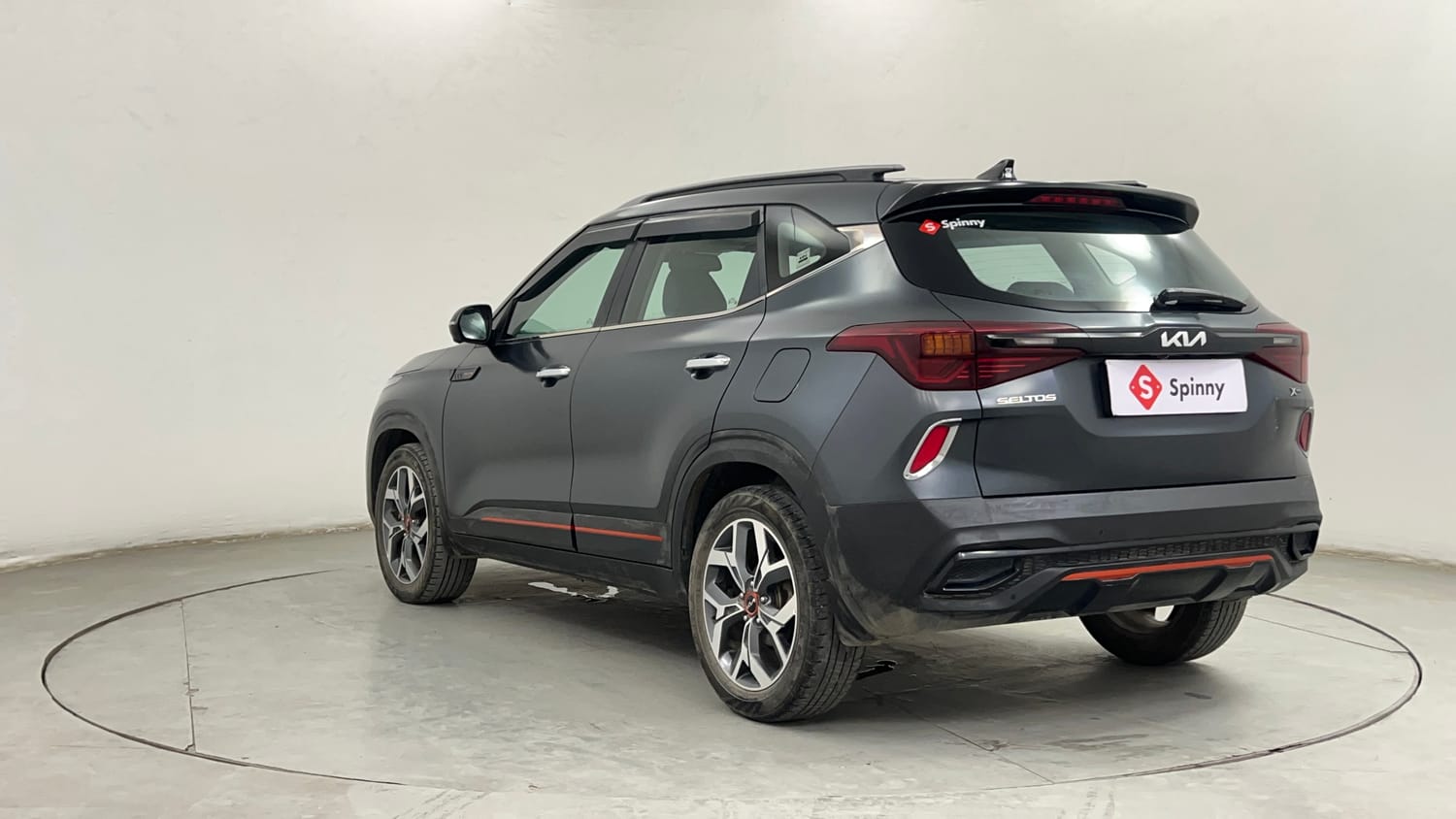Used 2022 Kia Seltos X Line 1.5 Diesel AT Diesel Automatic exterior LEFT REAR CORNER VIEW