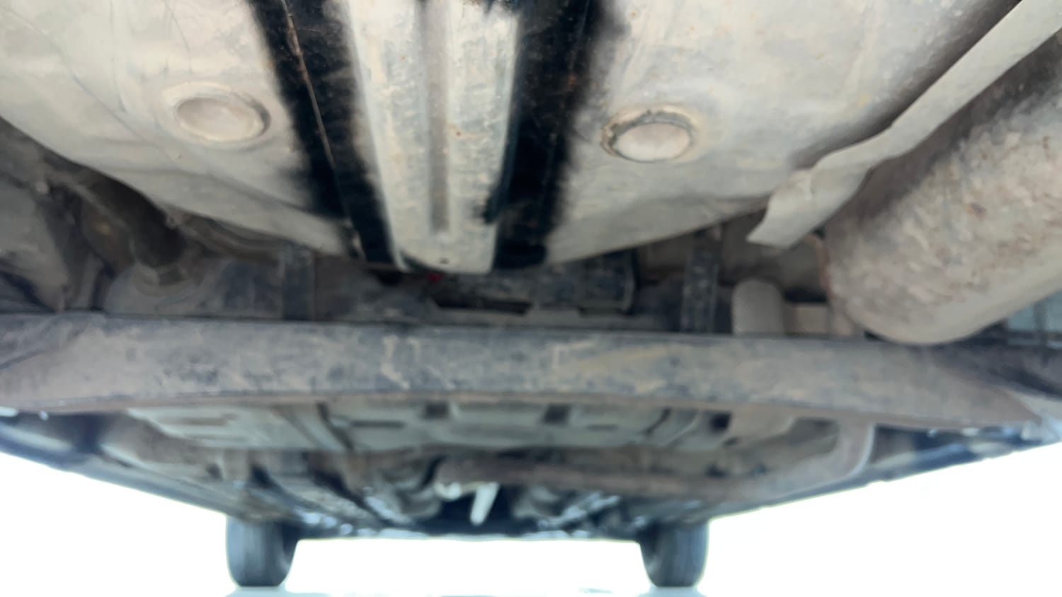 Used 2017 Hyundai Elite i20 Magna Executive 1.2 Petrol Manual extra REAR UNDERBODY VIEW (TAKEN FROM REAR)