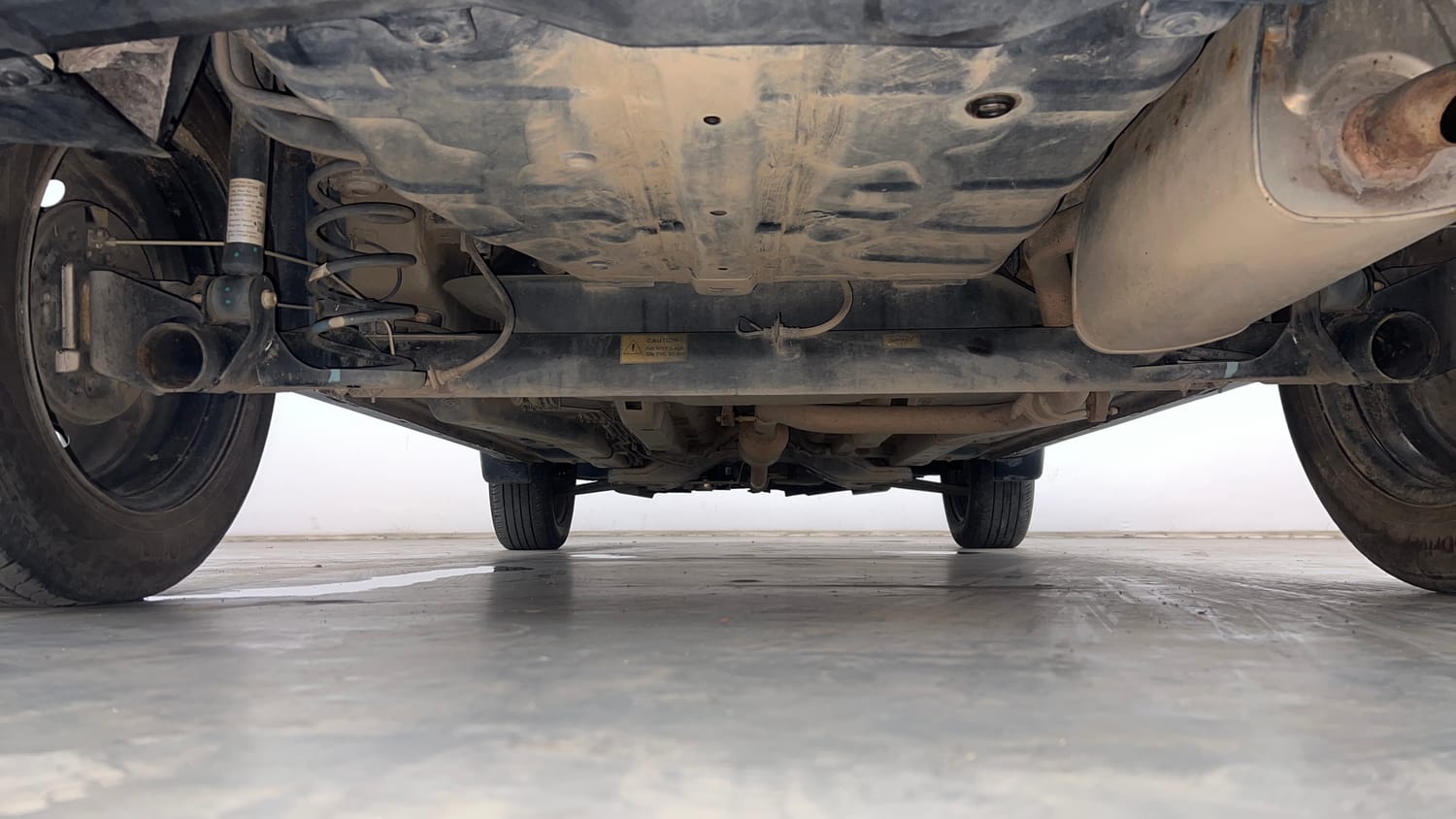 Used 2019 Tata Nexon XM Petrol Manual extra REAR UNDERBODY VIEW (TAKEN FROM REAR)
