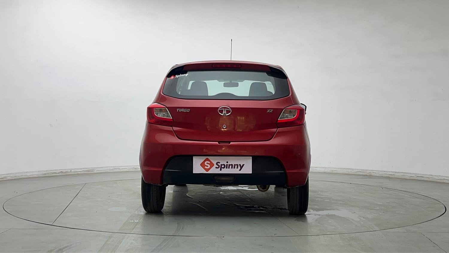 Used 2019 Tata Tiago Revotron XZ w/o Alloy Petrol Manual exterior BACK VIEW