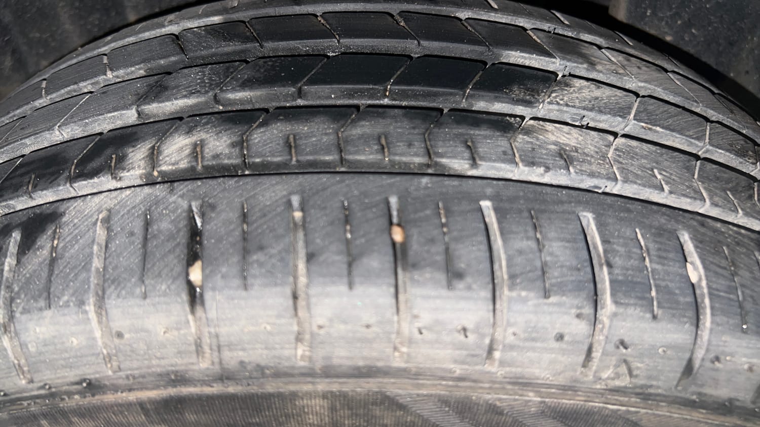 Used 2023 Toyota Glanza G Petrol Manual tyres LEFT REAR TYRE TREAD VIEW