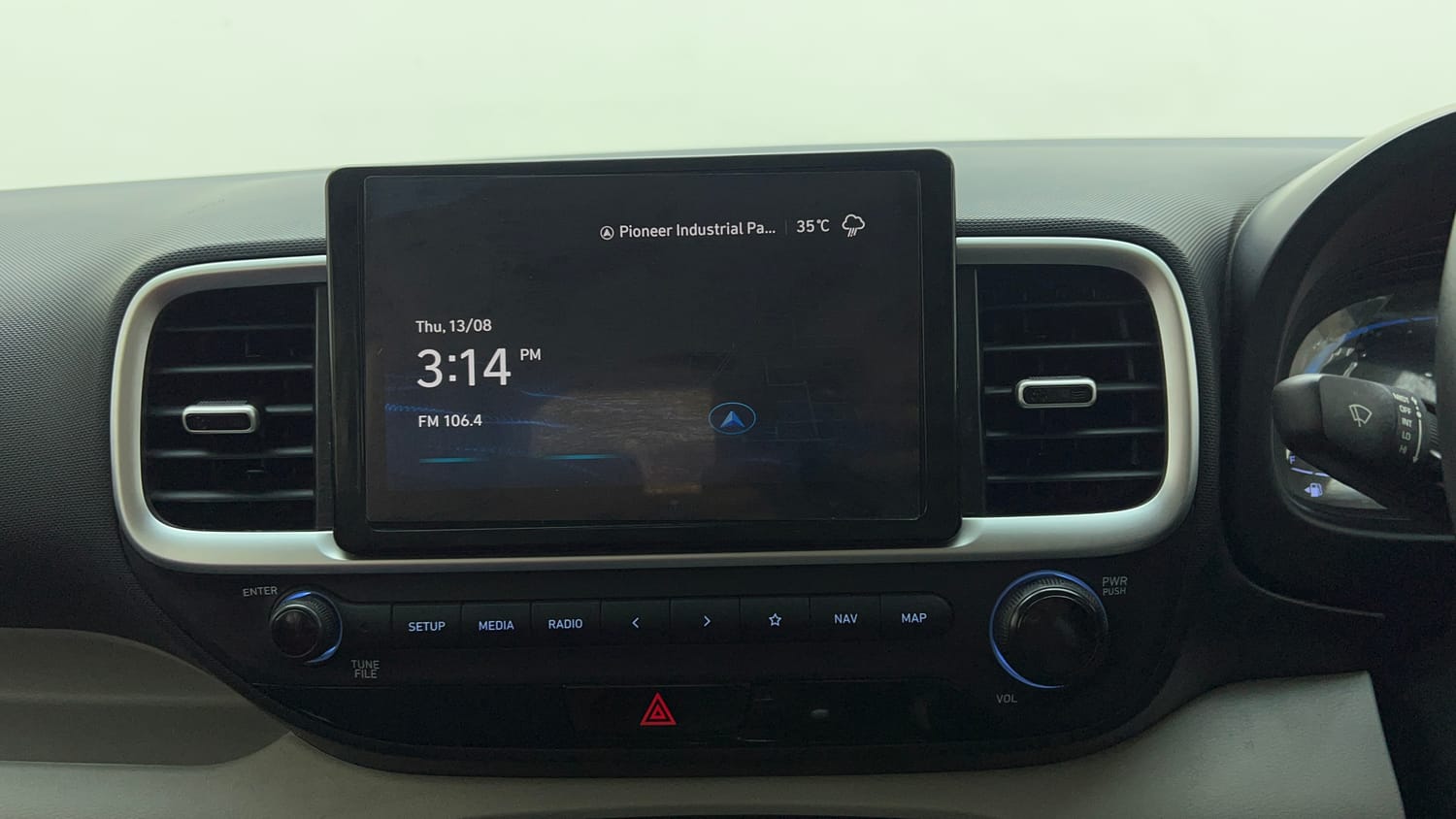 Used 2022 Hyundai Venue SX 1.2 Petrol Petrol Manual top_features Integrated (in-dash) music system