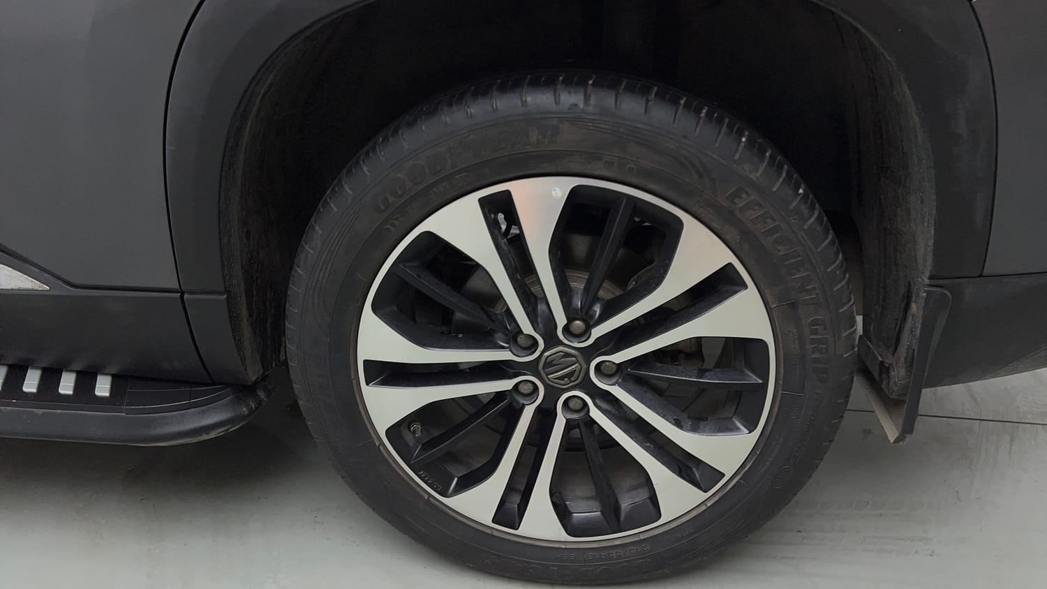 Used 2022 MG Motors Hector Sharp 1.5 Petrol CVT Petrol Automatic tyres LEFT REAR TYRE RIM VIEW