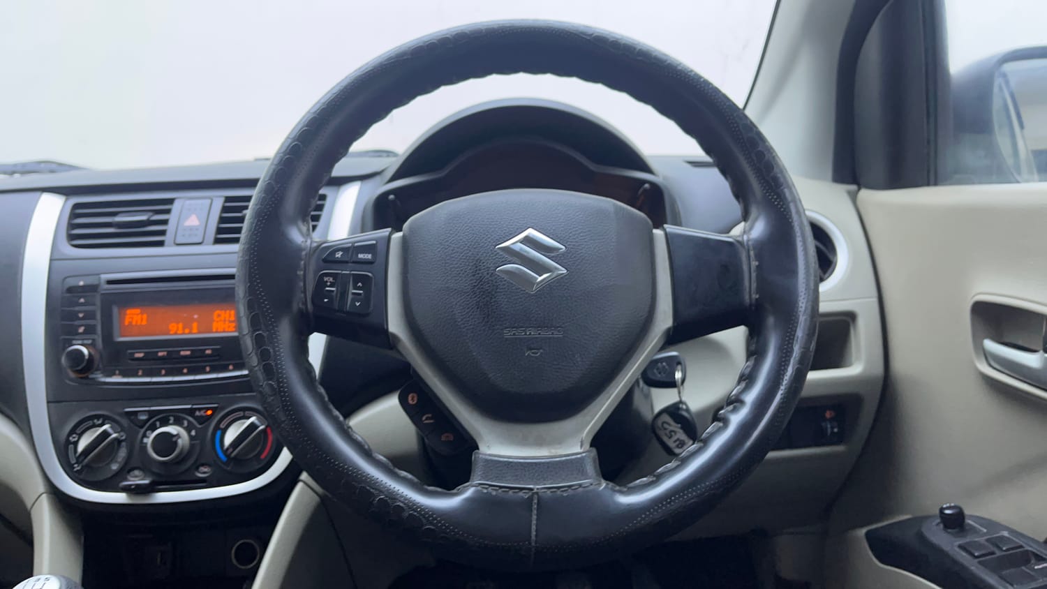 Used 2017 Maruti Suzuki Celerio ZXi Petrol Manual interior STEERING VIEW