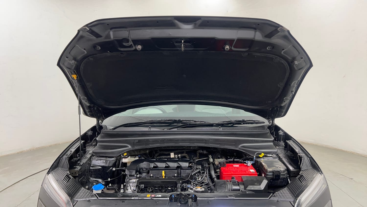 Used 2022 Hyundai Creta SX 1.5 Petrol Executive Petrol Manual engine ENGINE & BONNET OPEN FRONT VIEW