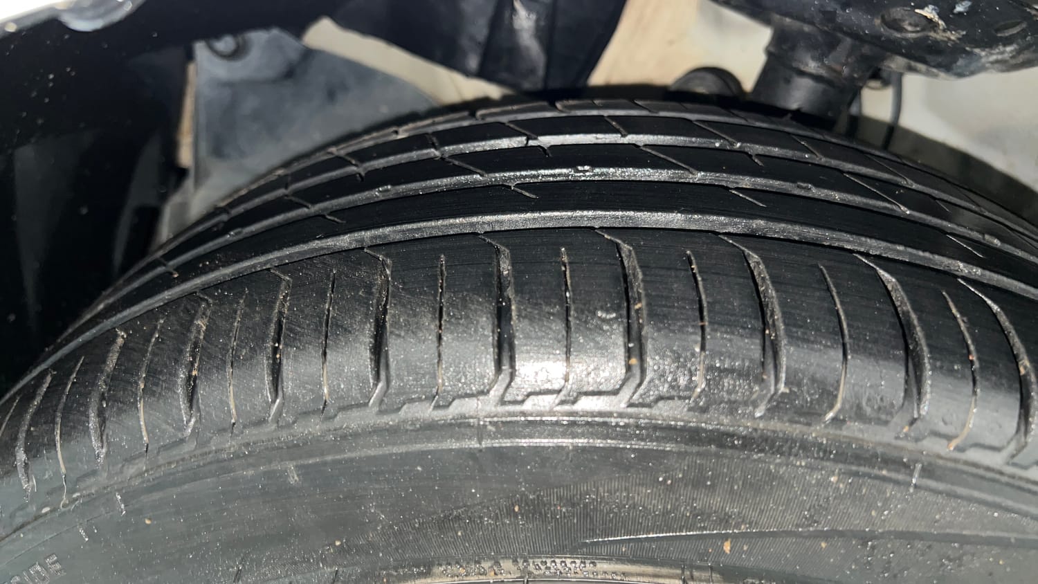 Used 2019 Honda City VX Petrol Petrol Manual tyres LEFT FRONT TYRE TREAD VIEW