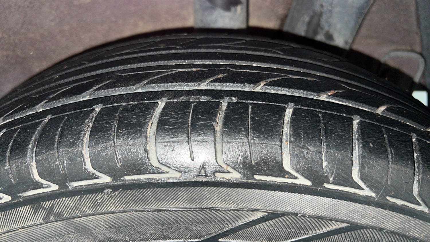 Used 2015 Hyundai Grand i10 Sportz 1.2 Kappa VTVT Petrol Manual tyres LEFT REAR TYRE TREAD VIEW