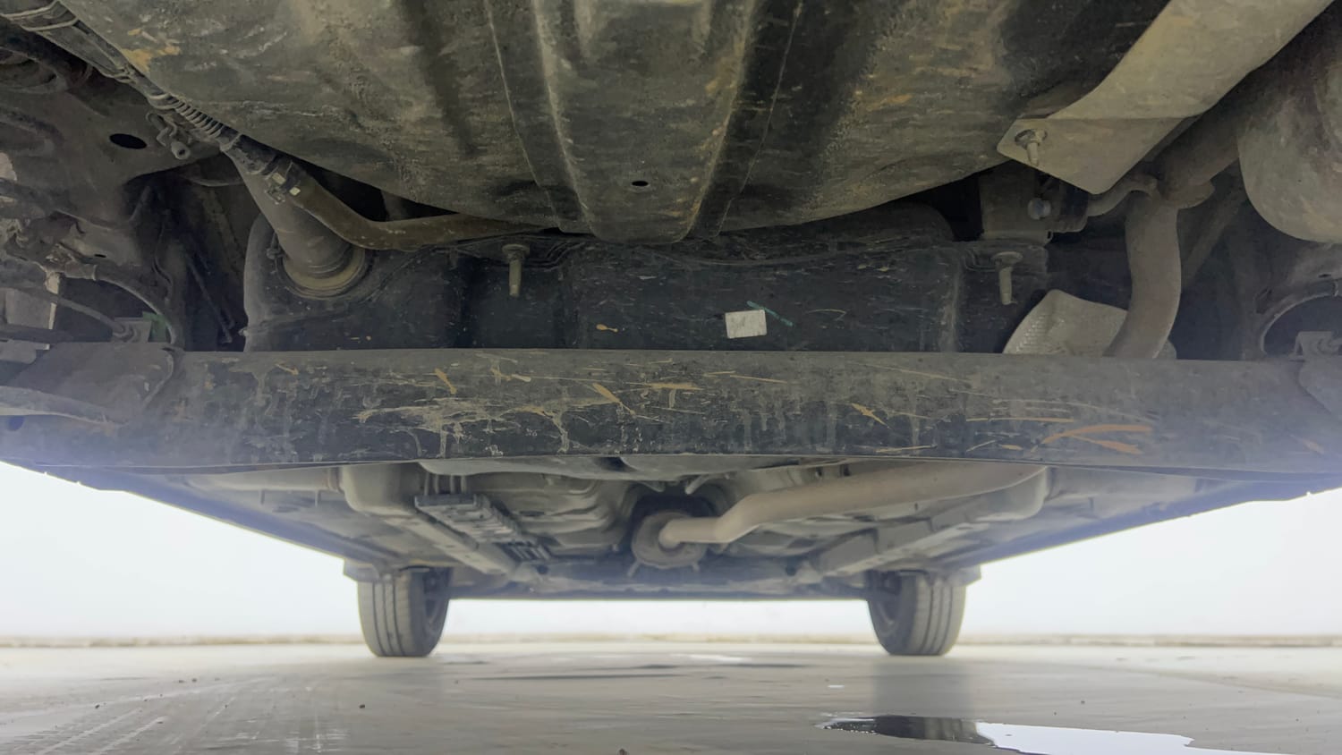 Used 2020 Hyundai Santro Sportz AMT Petrol Automatic extra REAR UNDERBODY VIEW (TAKEN FROM REAR)