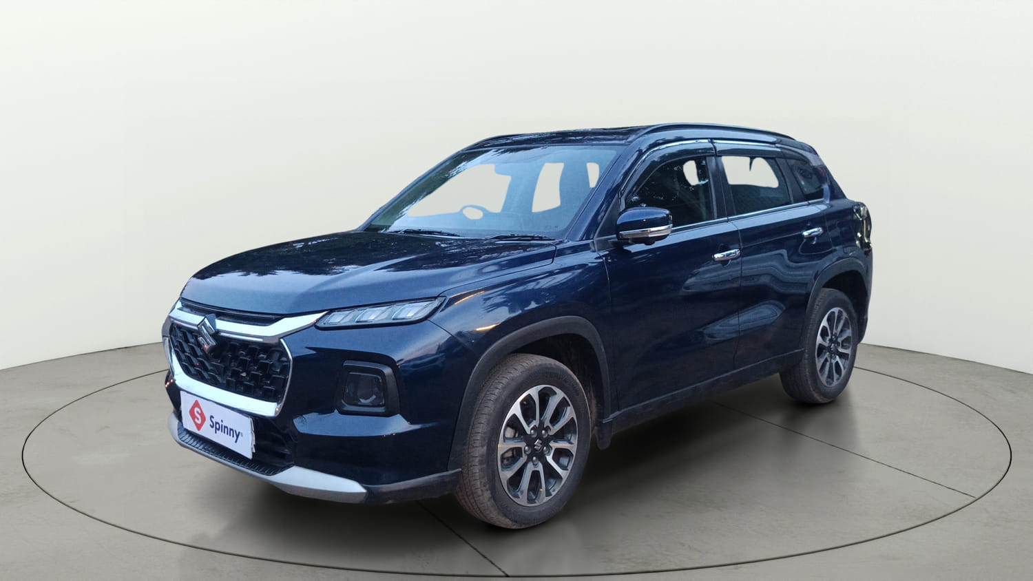 Used 2022 Maruti Suzuki Grand Vitara Alpha Smart Hybrid AT Petrol Automatic exterior LEFT FRONT CORNER VIEW