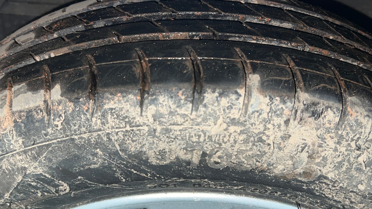 Used 2014 Hyundai Xcent SX 1.2 Petrol Manual tyres LEFT FRONT TYRE TREAD VIEW