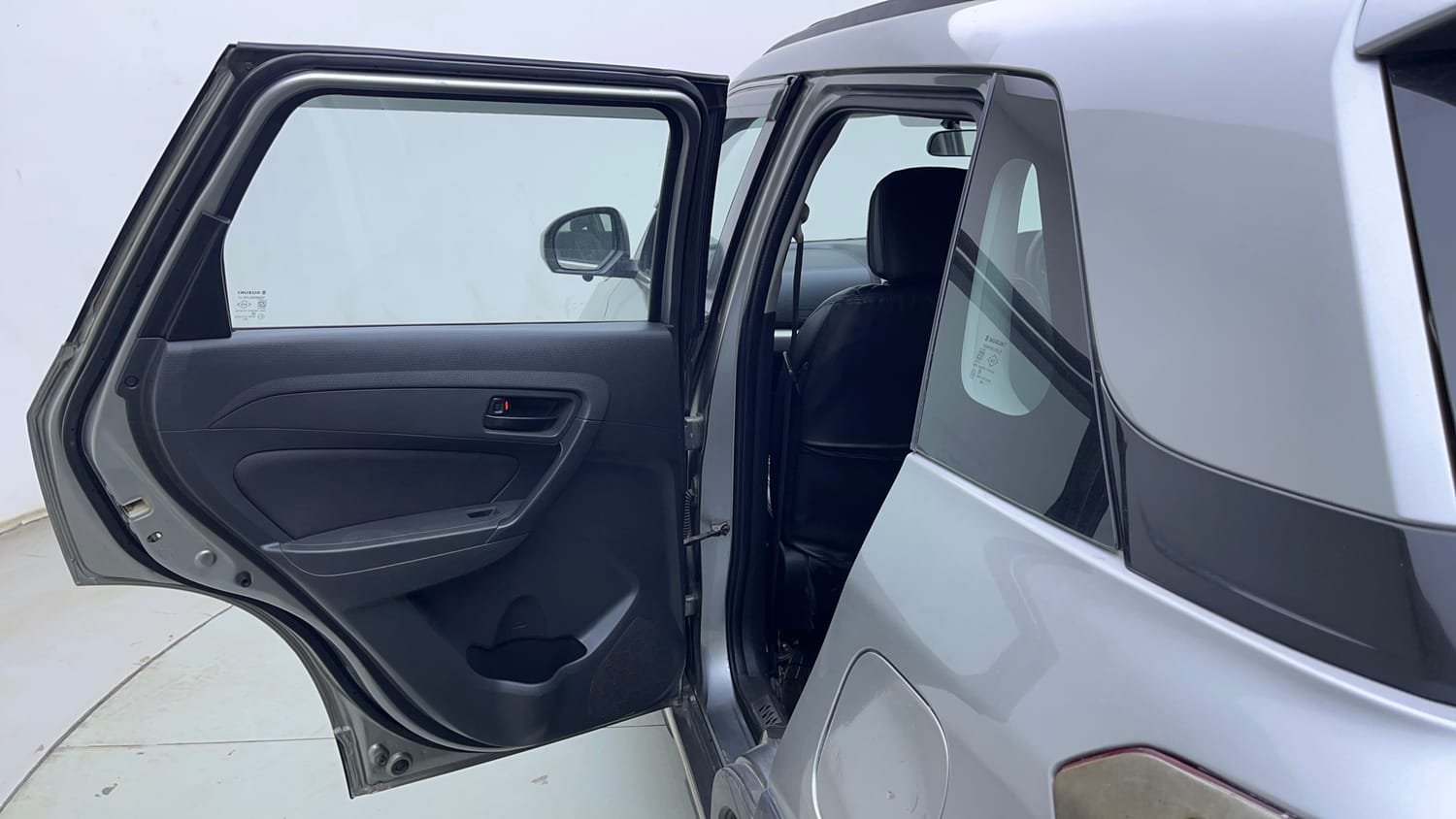 Used 2017 Maruti Suzuki Vitara Brezza VDi (O) Diesel Manual interior LEFT REAR DOOR OPEN VIEW