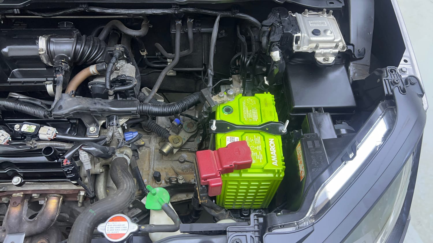 Used 2018 Maruti Suzuki Ignis Delta 1.2 MT Petrol Manual engine ENGINE LEFT SIDE VIEW