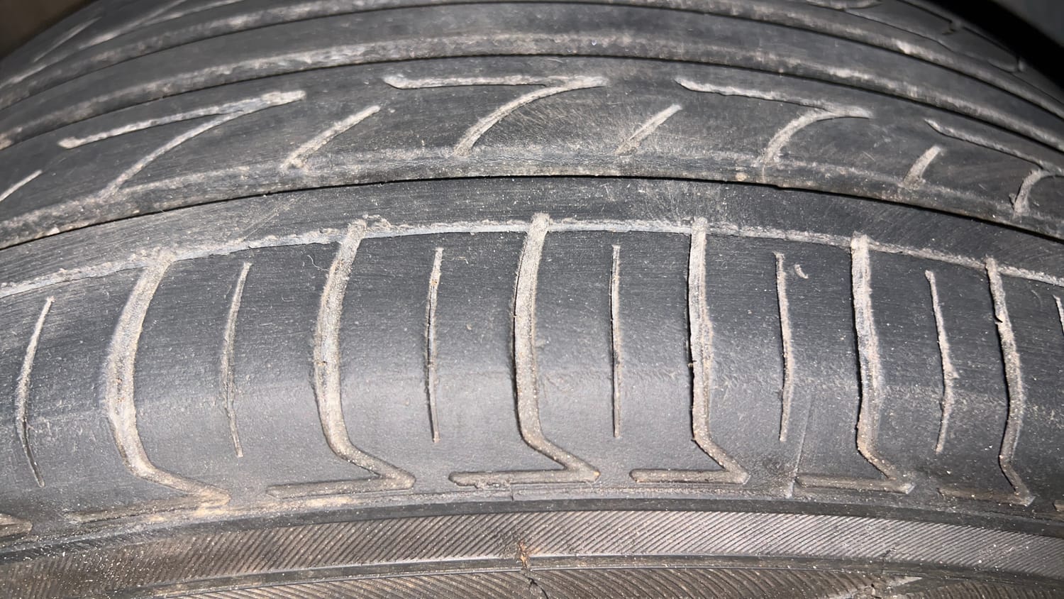 Used 2019 hyundai Venue SX 1.0 Turbo Petrol Petrol Manual tyres RIGHT FRONT TYRE TREAD VIEW