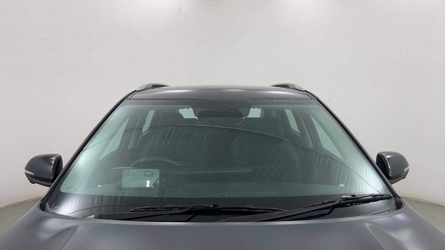 Used 2022 Kia Seltos X Line 1.5 Diesel AT Diesel Automatic exterior FRONT WINDSHIELD VIEW