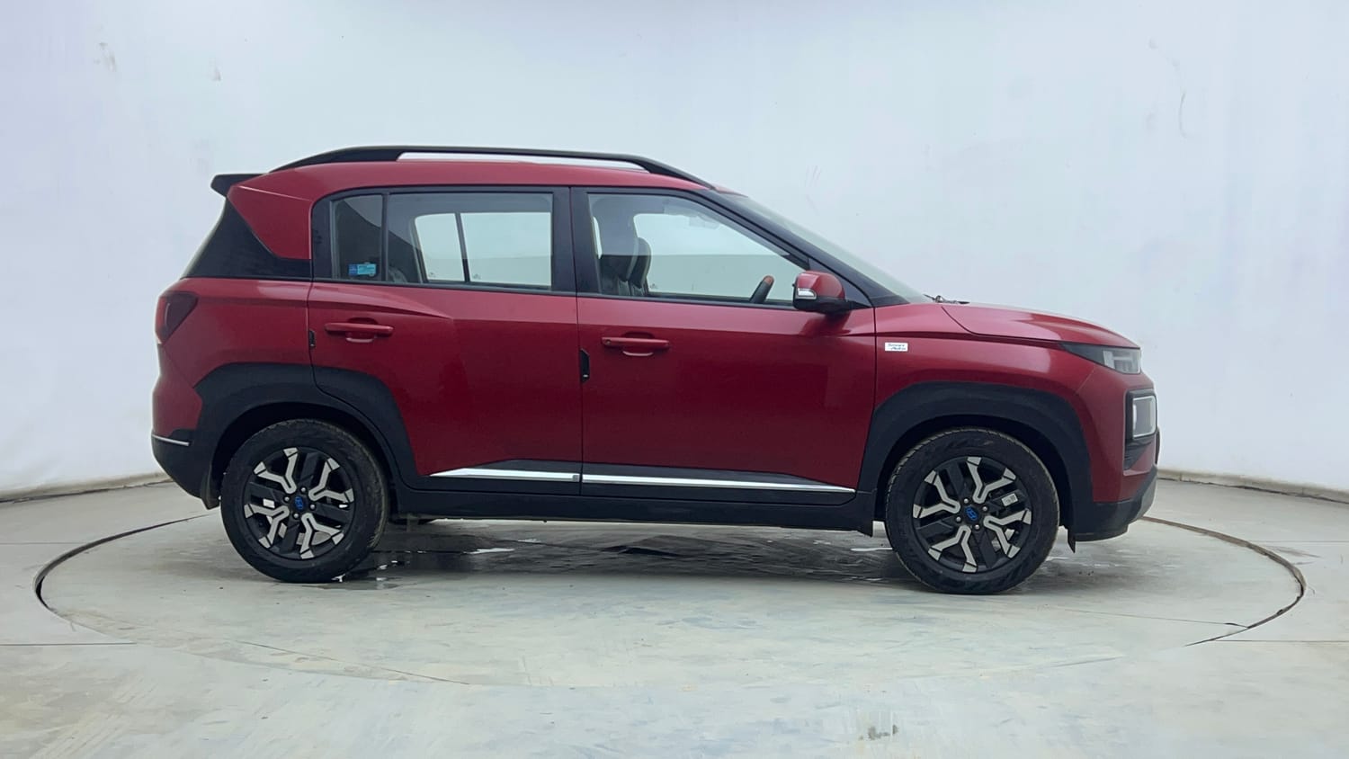Used 2024 Hyundai Exter SX (O) Connect 1.2 AMT Petrol Automatic exterior RIGHT SIDE VIEW